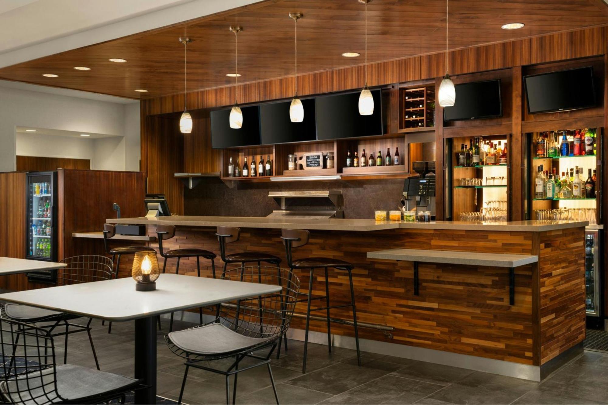 Courtyard By Marriott Denver North/Westminster Eastlake Bagian luar foto