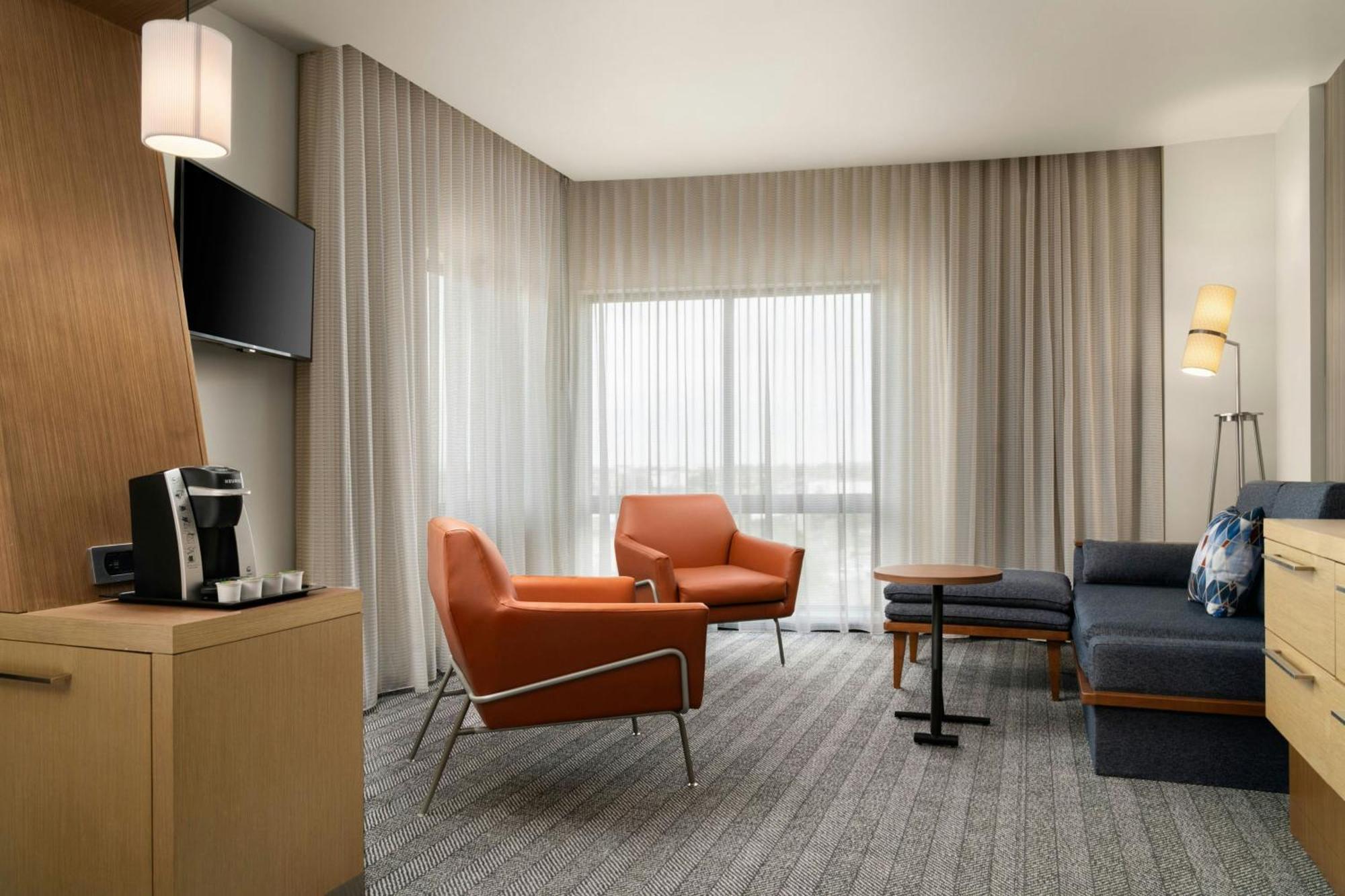 Courtyard By Marriott Denver North/Westminster Eastlake Bagian luar foto