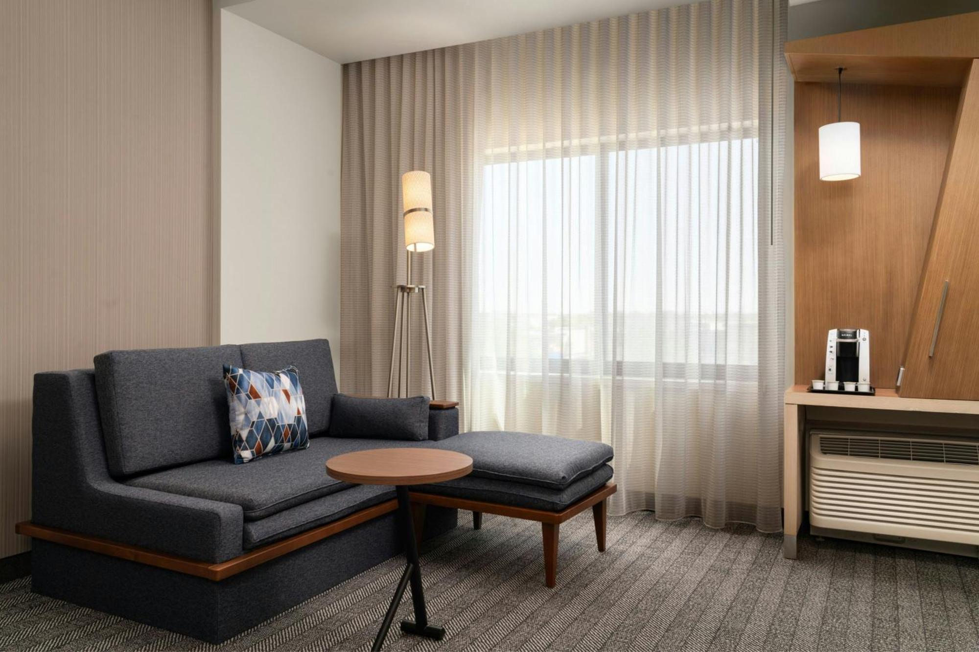 Courtyard By Marriott Denver North/Westminster Eastlake Bagian luar foto